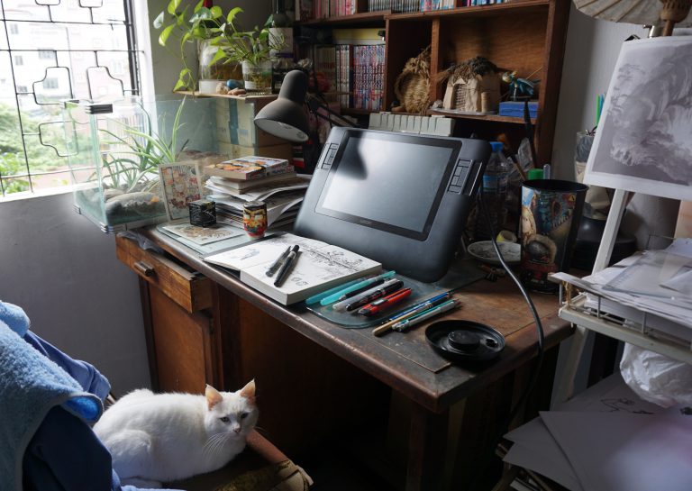 A quiet workspace to listen to the cats meowing. A quiet workspace to listen to the cats meowing.