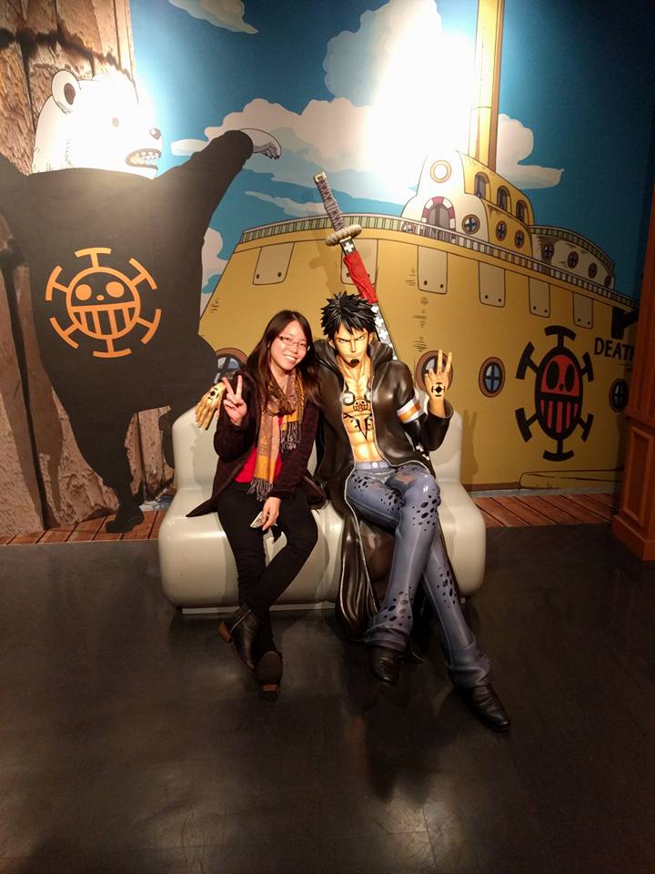 Andrea can’t resist a picture with Trafalgar D. Water Law. Andrea can’t resist a picture with Trafalgar D. Water Law.
