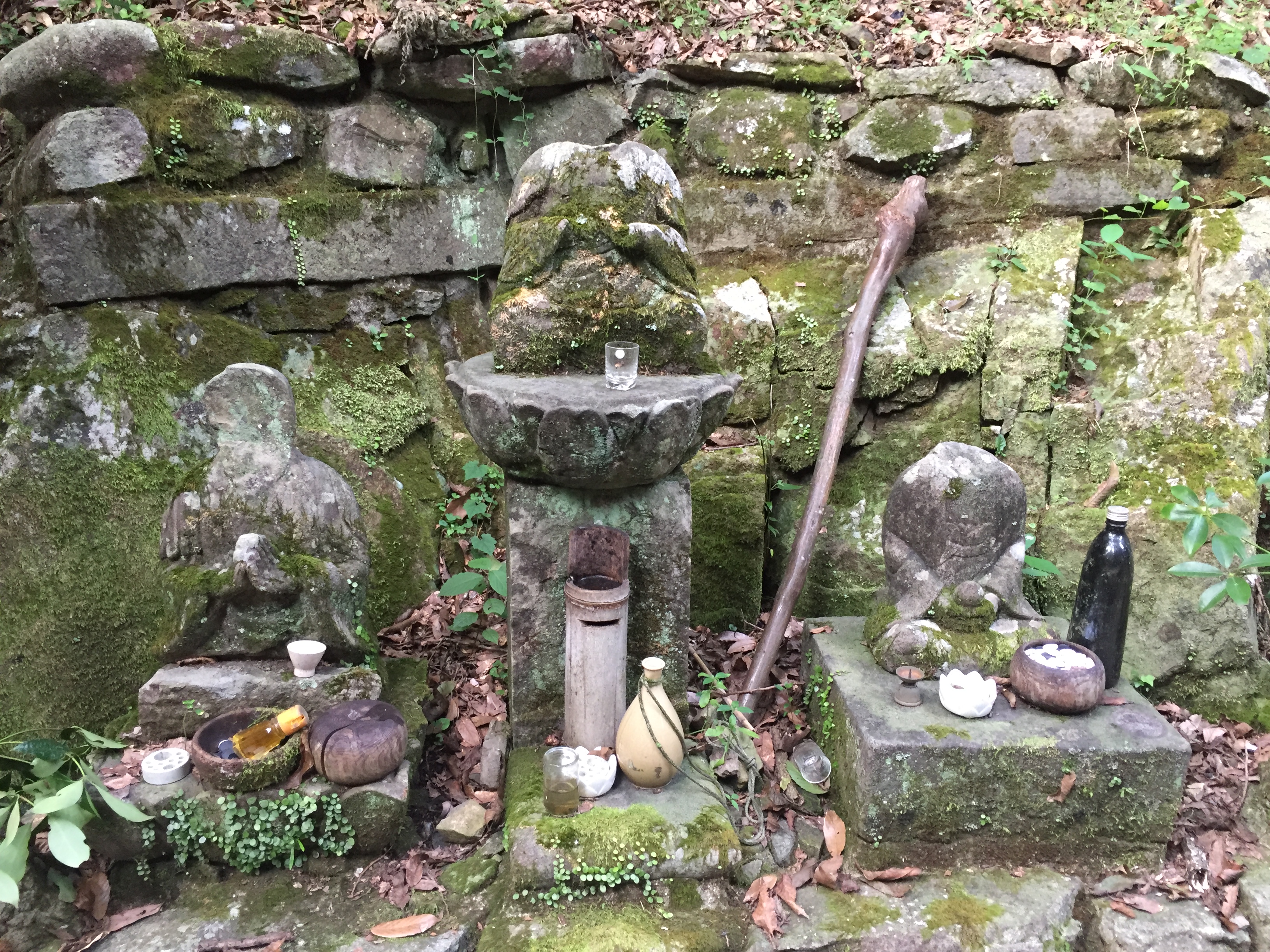 Abura sumashi grave in Amakusa